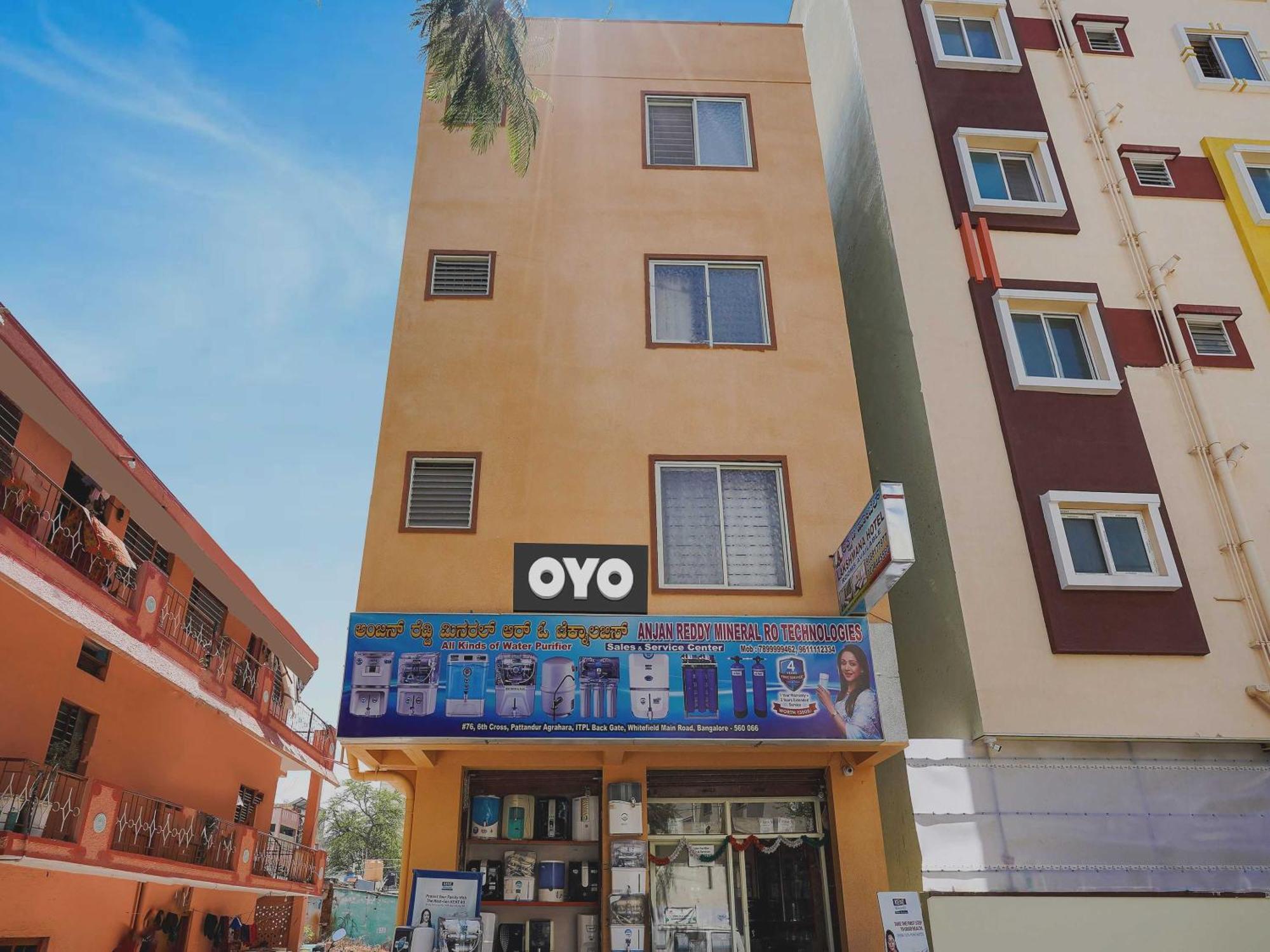 Oyo Flagship Lakshmana Hotel Bangalore Exteriör bild